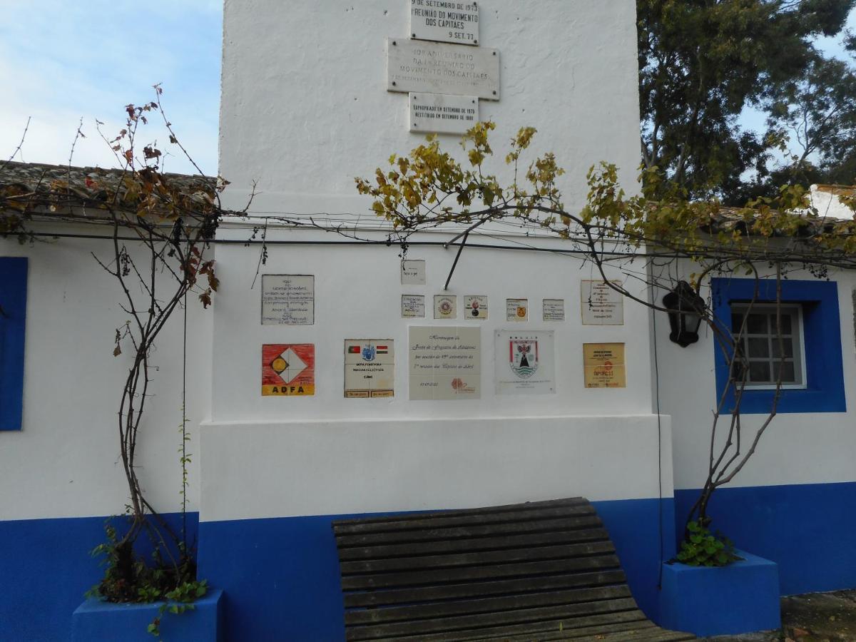 Lodge Monte Do Sobral Alcacovas Luaran gambar